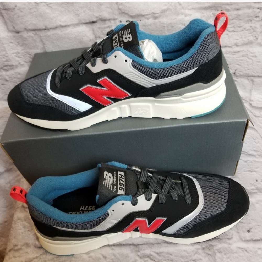New Balance 997 mens tennis shoes
